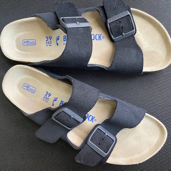 NWT Birkenstock Arizona size 39/8.5 soft footbed - Picture 1 of 4